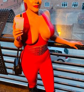 Miss Lady Louisa - Premier Midlands Mistress